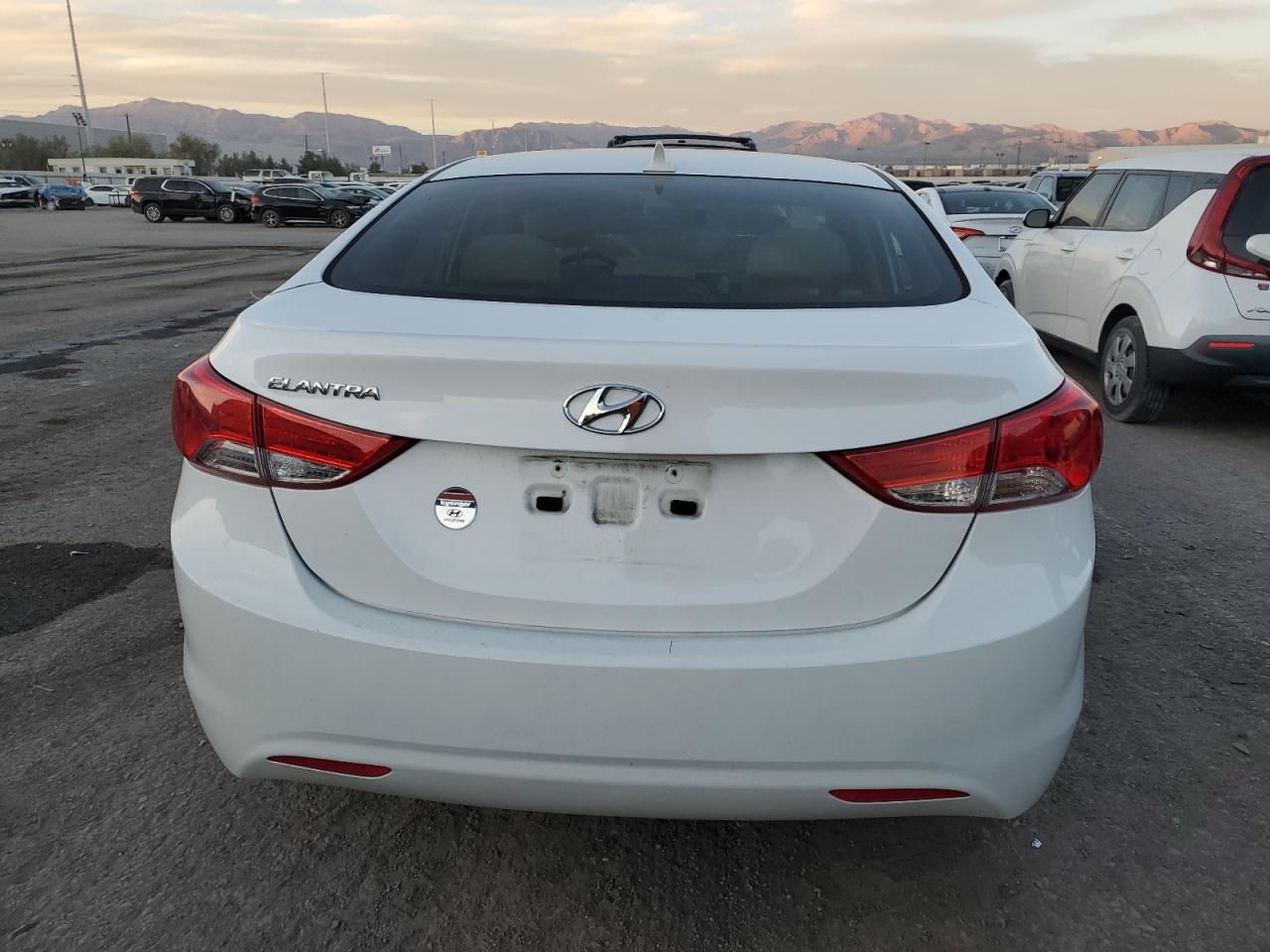 5NPDH4AE4DH421143 2013 Hyundai Elantra Gls