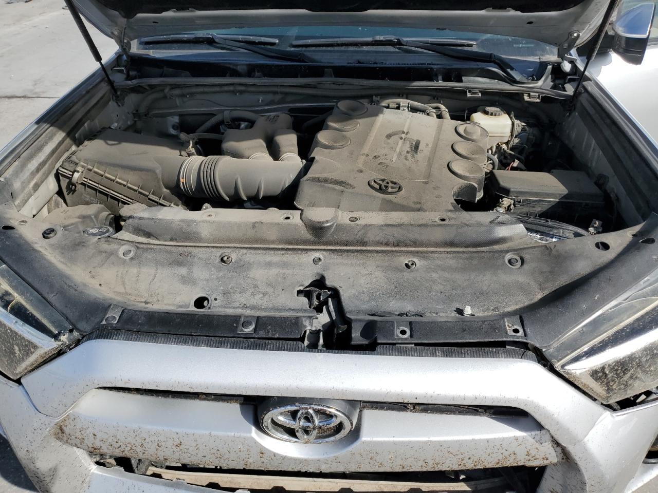 2015 Toyota 4Runner Sr5 vin: JTEZU5JR5F5096060