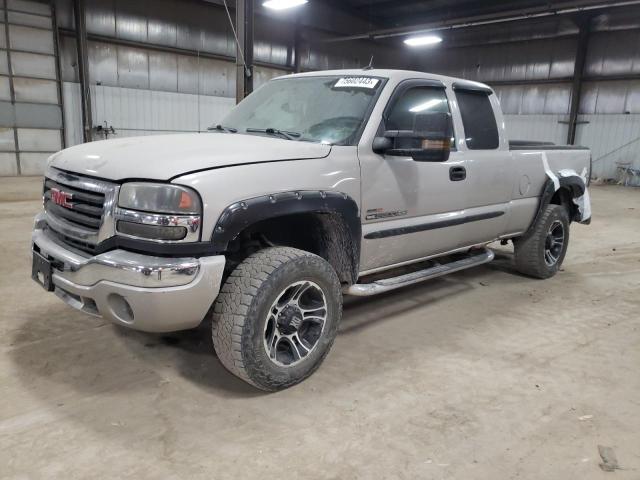 Lot #2356764972 2004 GMC SIERRA K25 salvage car