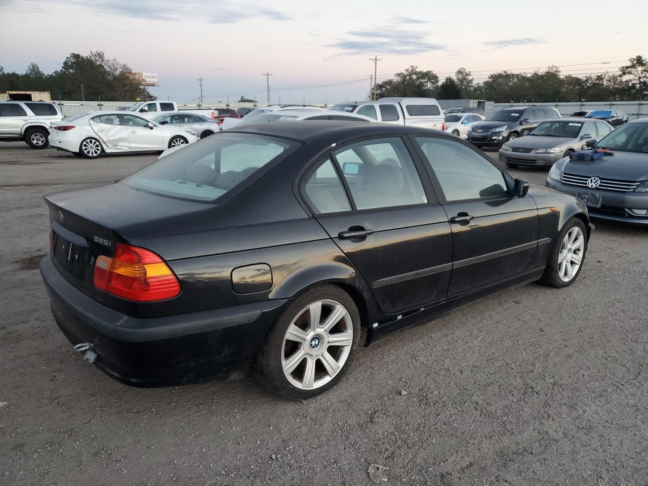 WBAEV33493KL82557 2003 BMW 325 I