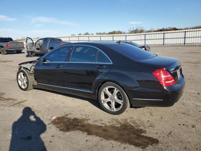 VIN WDDNG7DB1DA506741 2013 Mercedes-Benz S-Class, 550 no.2