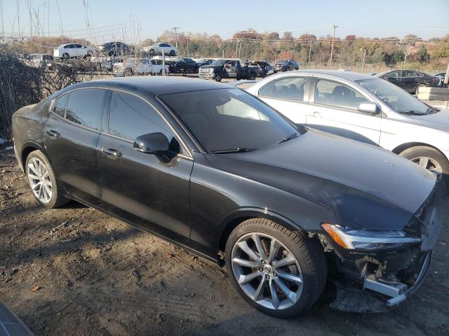 7JRA22TK7LG065013 Volvo S60 T6 MOM 4