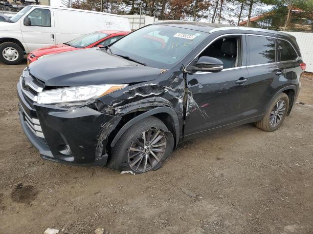 2017 Toyota Highlander SE