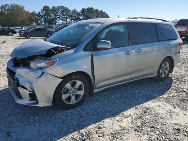 2020 Toyota Sienna LE