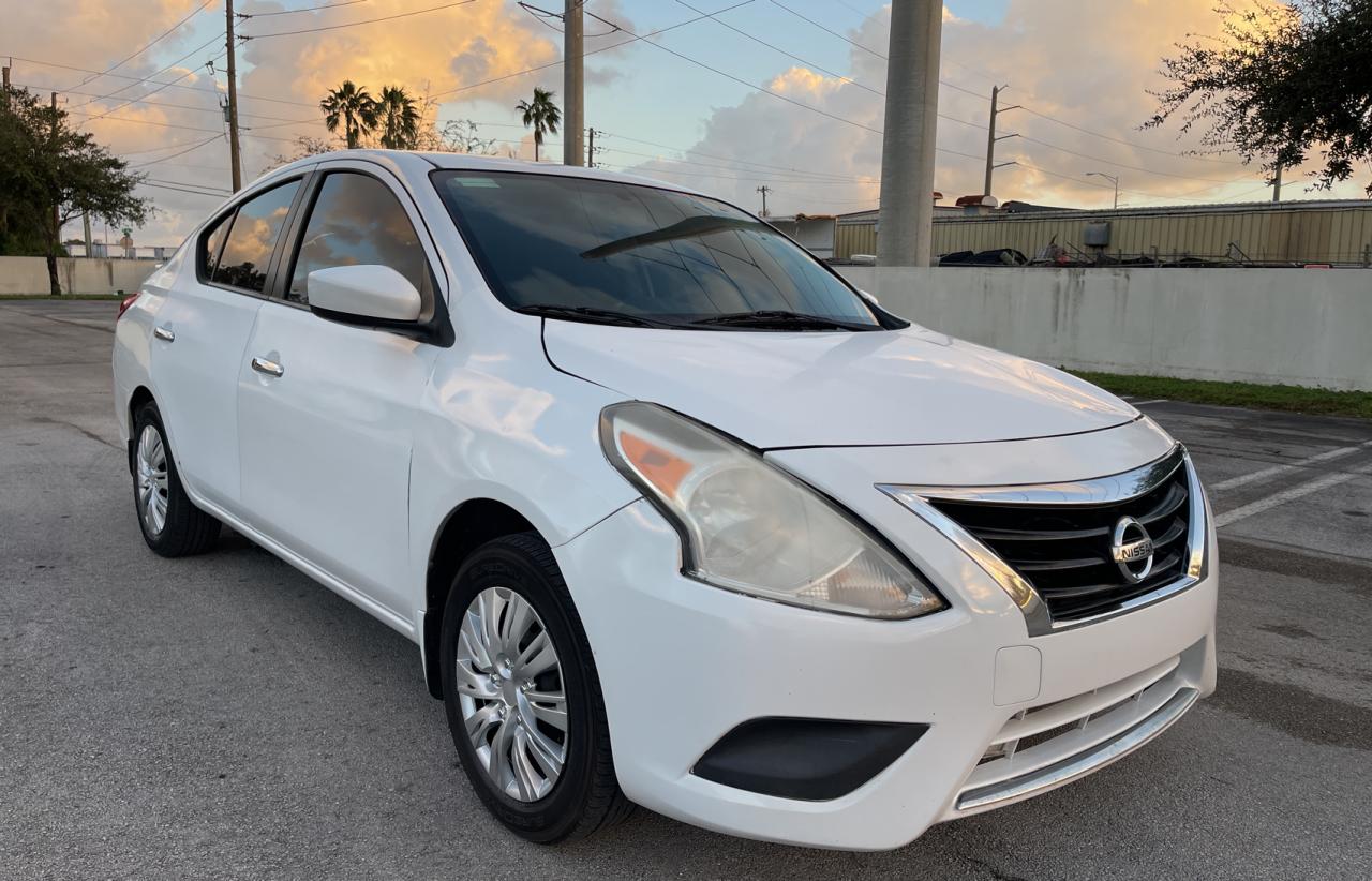 2016 Nissan Versa S vin: 3N1CN7AP5GL899974