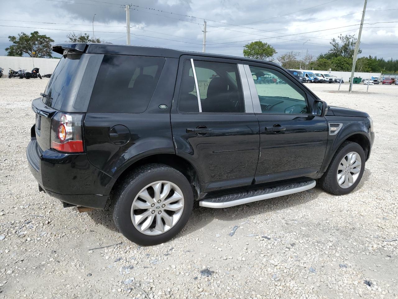 salfr2bg4eh410548 SALFR2BG4EH410548 2014 Land Rover Lr2 Hse