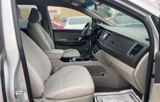 KNDMB5C18G6148644 KIA SEDONA LX