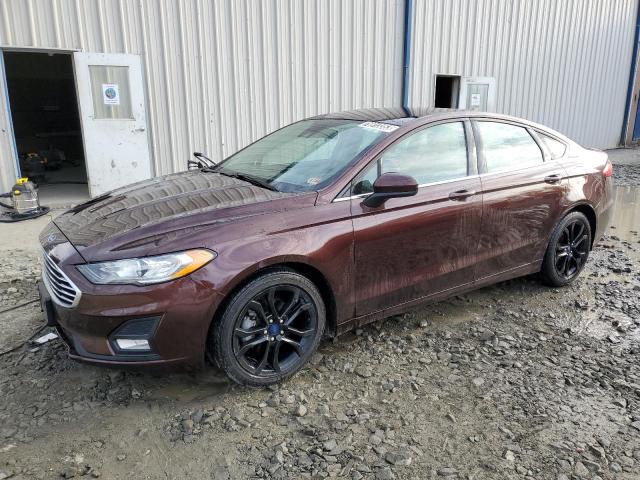 3FA6P0HD2KR160063 Ford Fusion SE