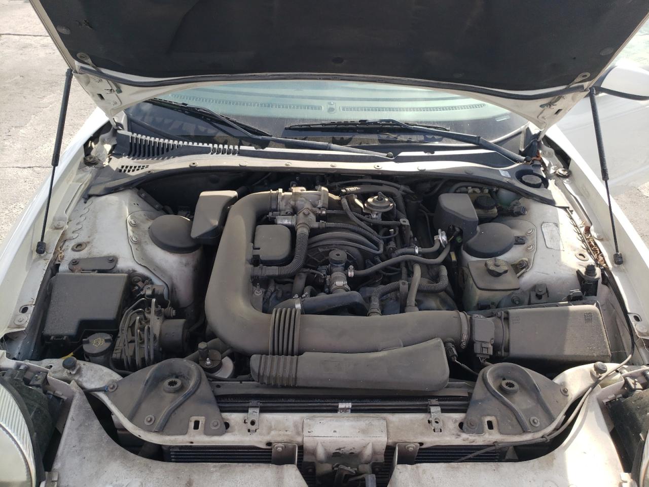 1fahp60a62y126030 1FAHP60A62Y126030 2002 Ford Thunderbird