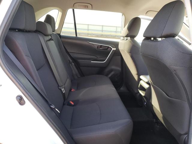 2T3H1RFV2KW050629 Toyota RAV4 LE
