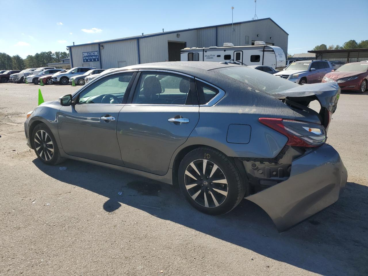 2018 Nissan Altima 2.5 vin: 1N4AL3AP1JC206071