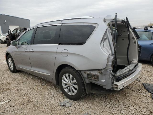 2C4RC1BG1JR152116 2018 CHRYSLER PACIFICA, photo no. 2