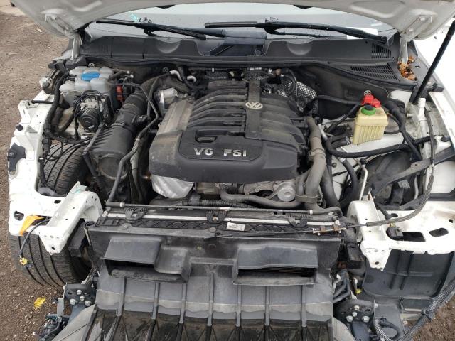  VOLKSWAGEN TOUAREG 2016 Білий