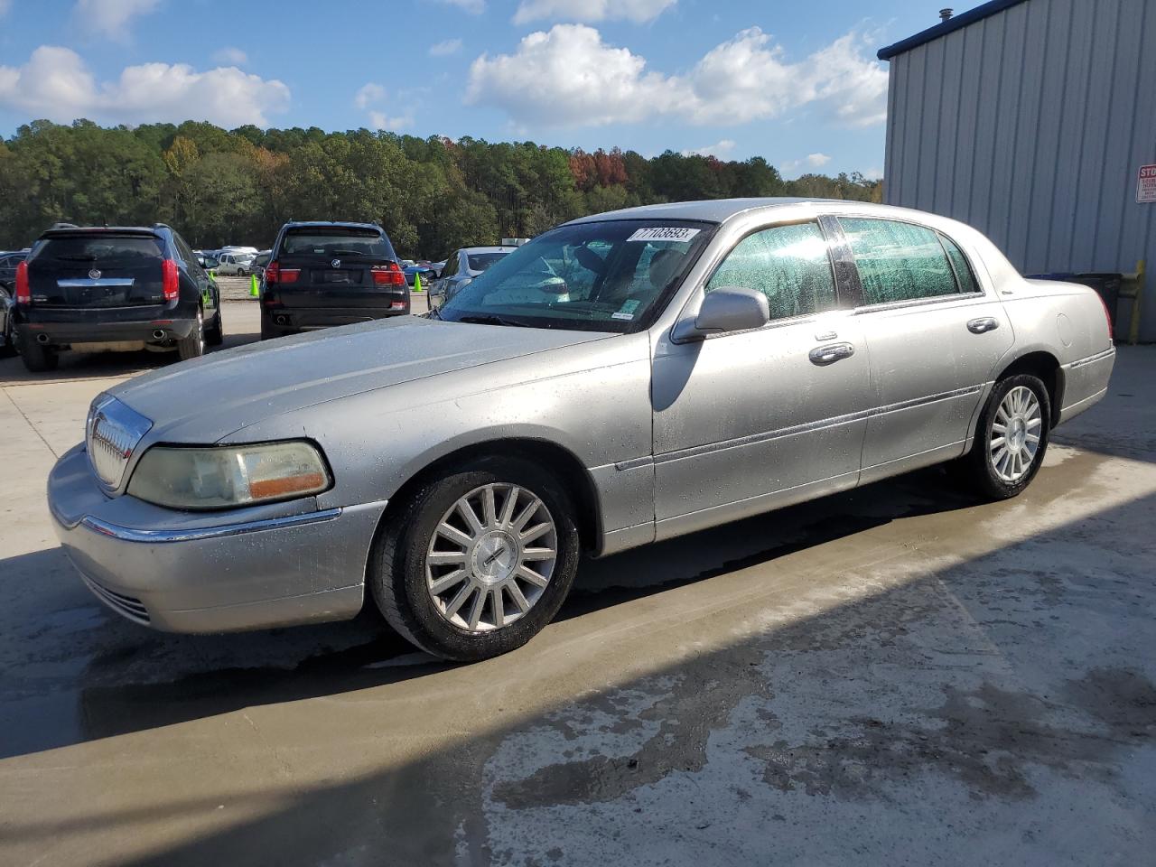 1LNHM83W84Y627795 2004 Lincoln Town Car Ultimate