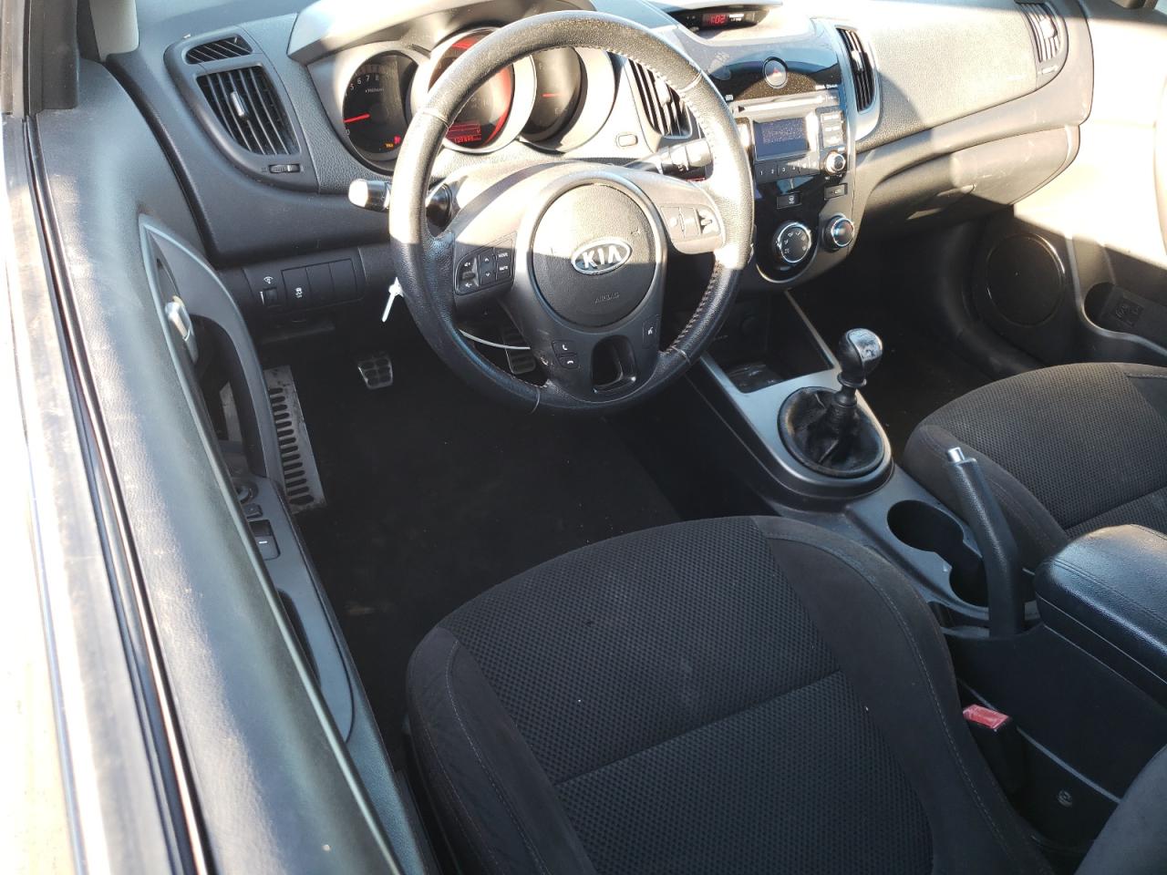 KNAFW6A38A5190880 2010 Kia Forte Sx