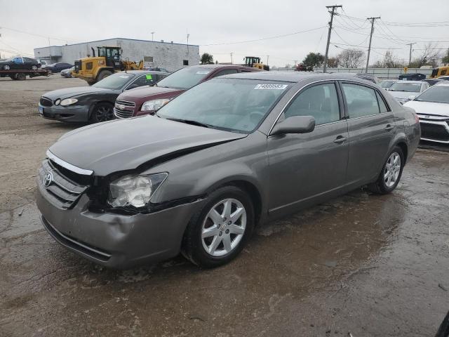 2005 Toyota Avalon XL