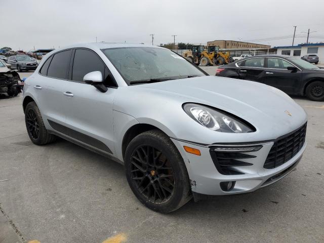 VIN WP1AA2A53JLB09218 2018 Porsche Macan no.4