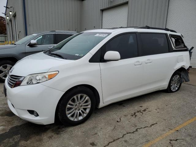 2011 Toyota Sienna XLE