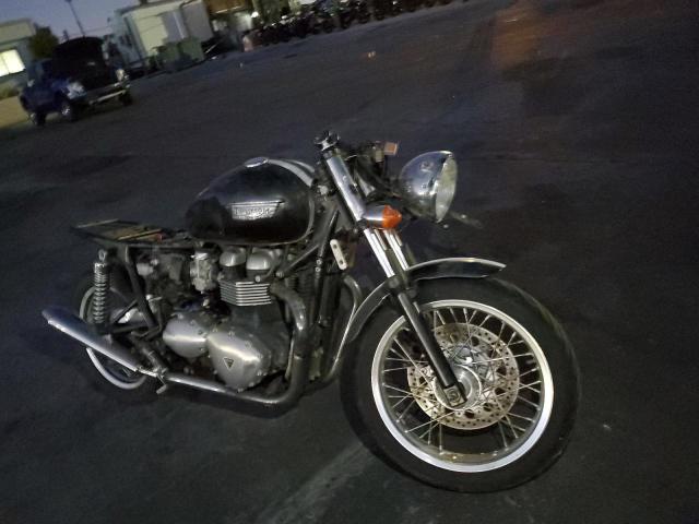 2014 TRIUMPH MOTORCYCLE THRUXTON - SMT920K10ET620099