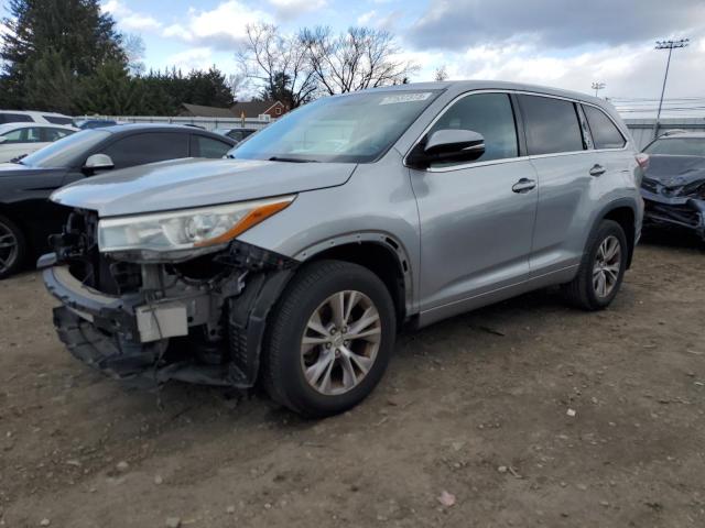 VIN 5TDBKRFH7FS142243 2015 Toyota Highlander, LE no.1