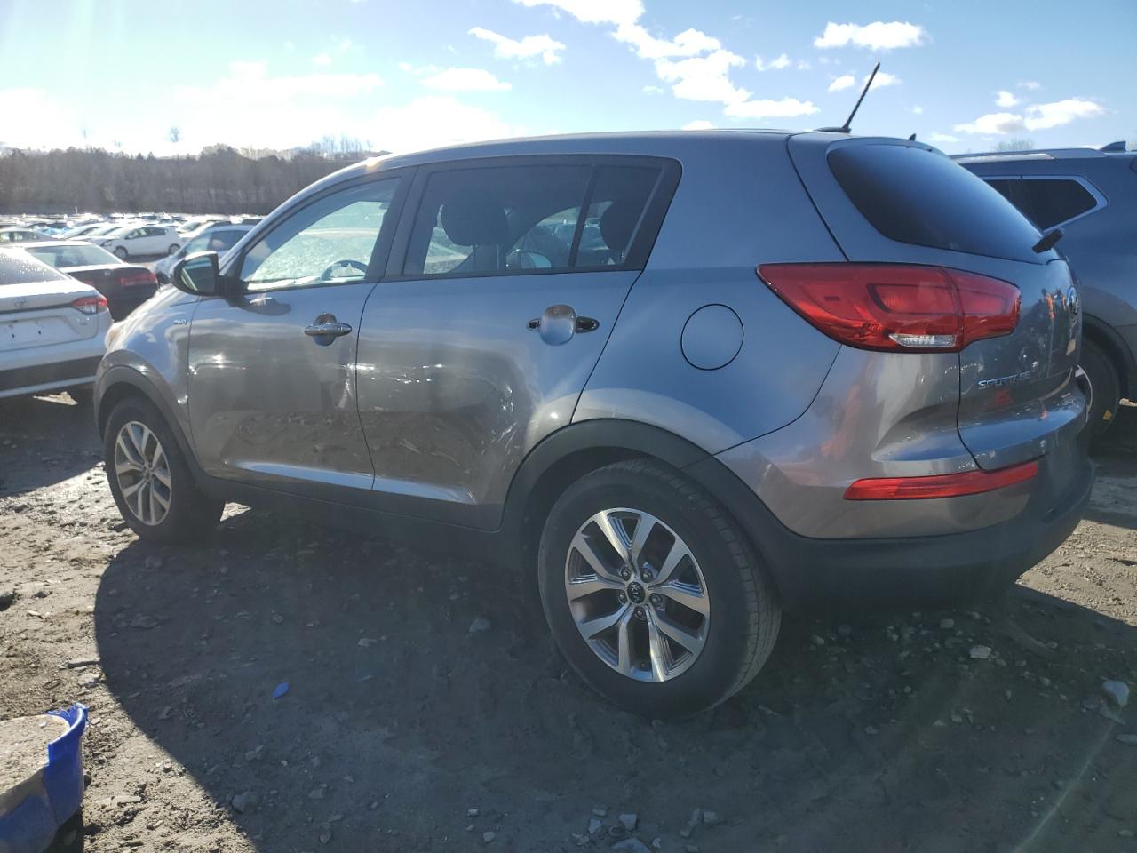 2015 Kia Sportage Lx vin: KNDPBCAC5F7738928