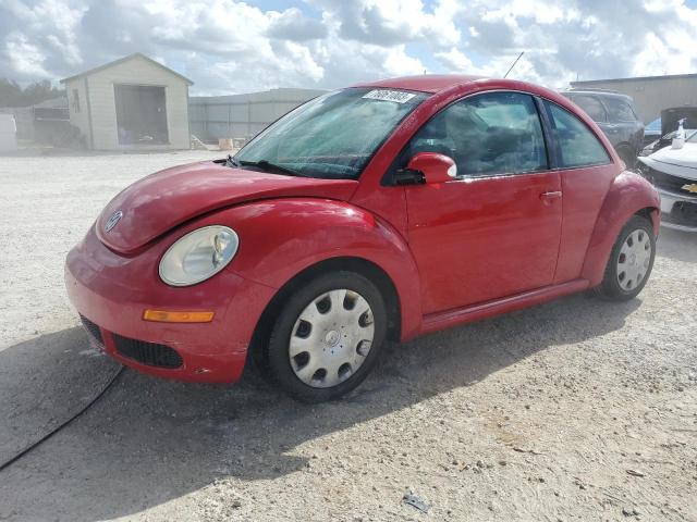 2010 Volkswagen New Beetle 