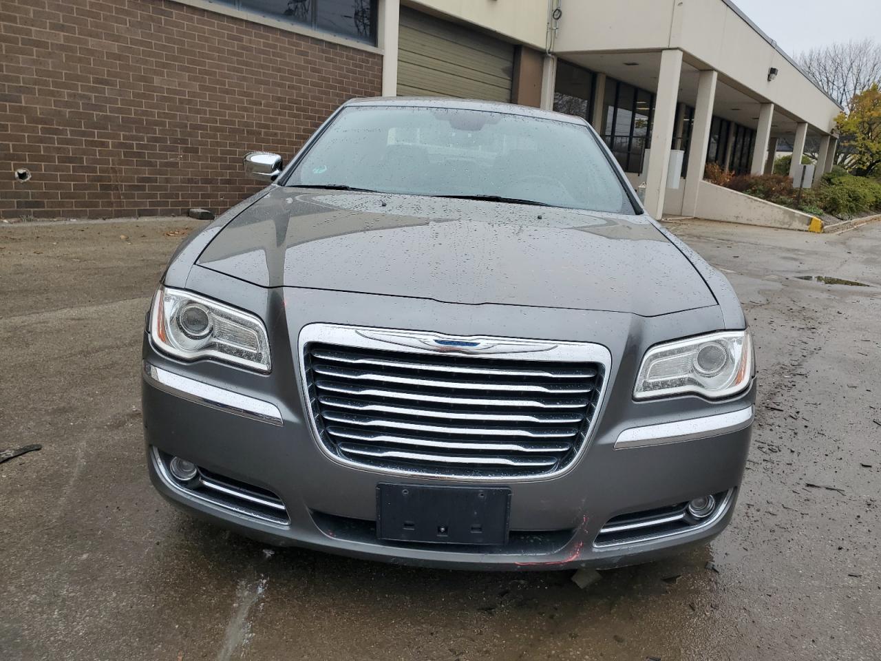 2012 Chrysler 300C vin: 2C3CCAET8CH103202