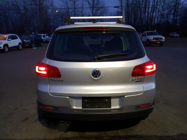 2015 VOLKSWAGEN TIGUAN S - WVGBV7AX0FW585467