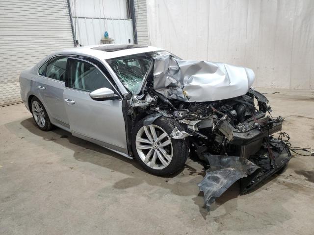 2018 VOLKSWAGEN PASSAT SEL - 1VWCA7A38JC038388