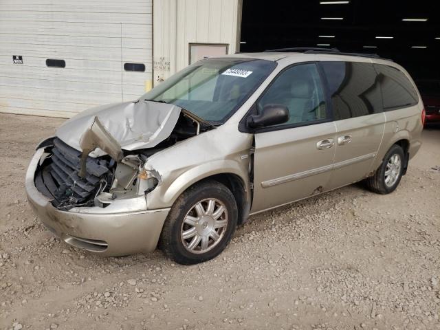 2005 Chrysler Town & Country Touring