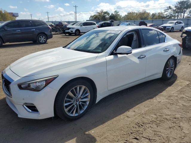 2018 INFINITI Q50 LUXE