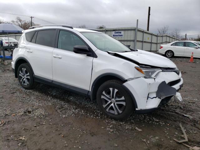 2T3BFREV9JW770355 | 2018 TOYOTA RAV4 LE