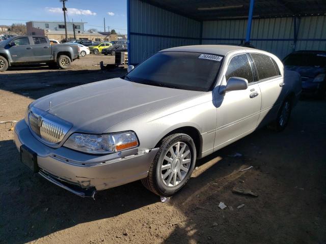 2007 Lincoln Town Car Signature