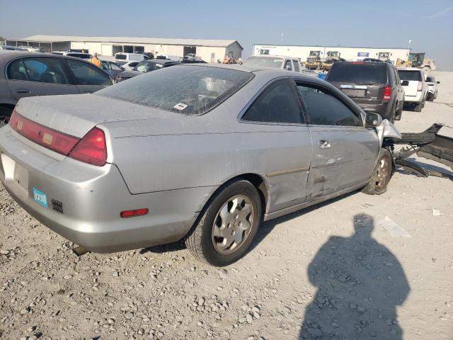 1HGCG3253YA017675 | 2000 Honda accord ex