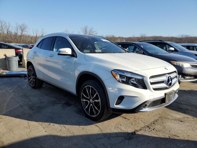 VIN WDCTG4GB2HJ343898 2017 Mercedes-Benz GLA-Class,... no.4