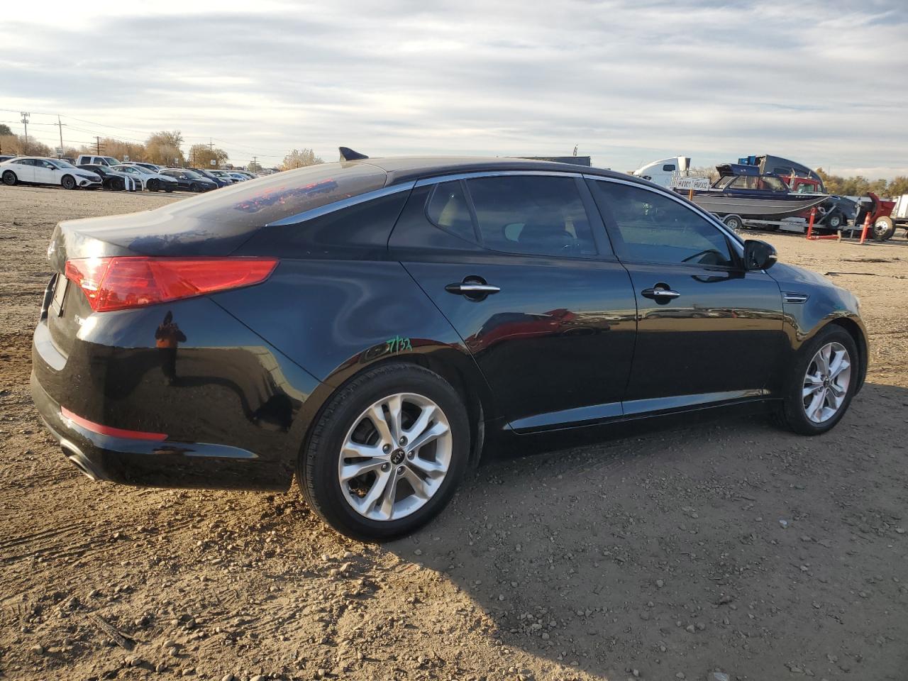 KNAGN4A79B5146208 2011 Kia Optima Ex