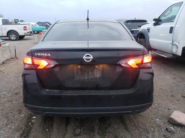  NISSAN VERSA 2020 Чорний