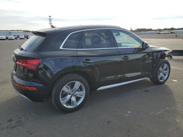 WA1BNAFY7K2104788 2019 AUDI Q5, photo no. 3