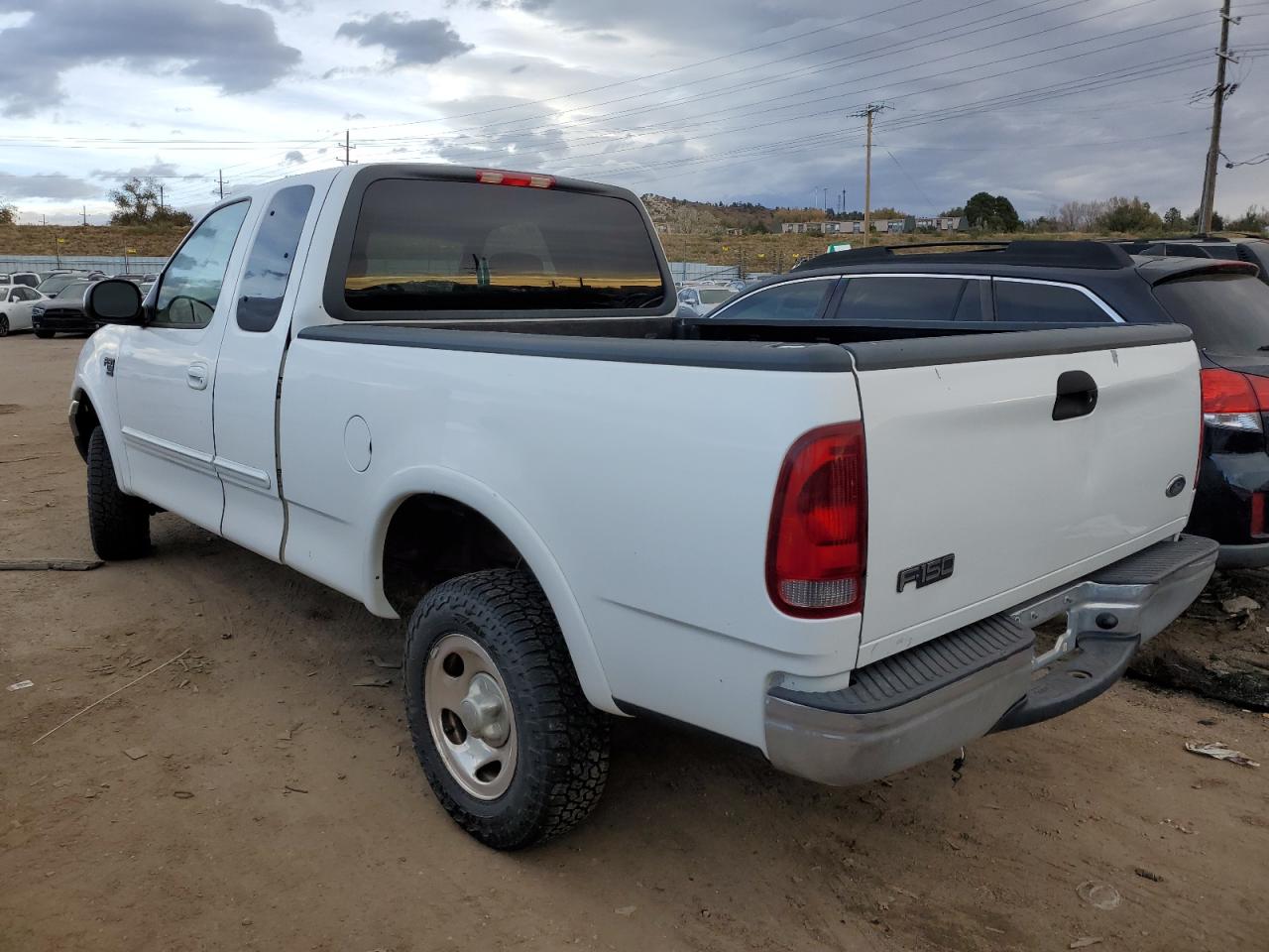 1FTRX18L51NB41058 2001 Ford F150 1FTRX18L51NB41058 2001 Ford F150