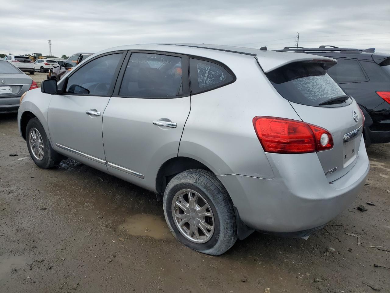 JN8AS5MT1BW561523 2011 Nissan Rogue S JN8AS5MT1BW561523 2011 Nissan Rogue S