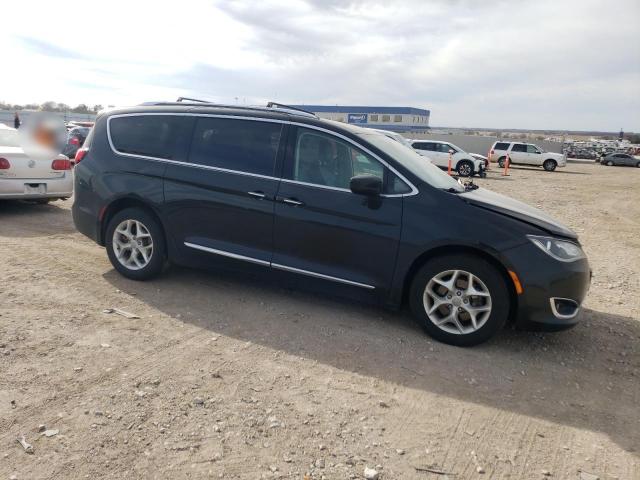 2C4RC1BG7JR100568 2018 CHRYSLER PACIFICA, photo no. 4