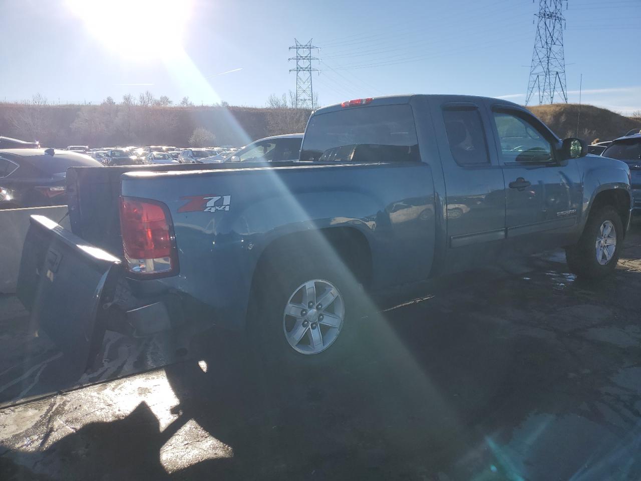 2013 GMC Sierra K1500 Sle vin: 1GTR2VE72DZ337081