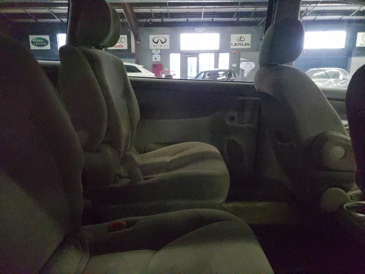 5tdbk23c98s019904 5TDBK23C98S019904 2008 Toyota Sienna Le