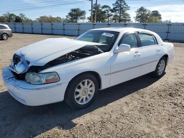 2007 Lincoln Town Car Signature Limited