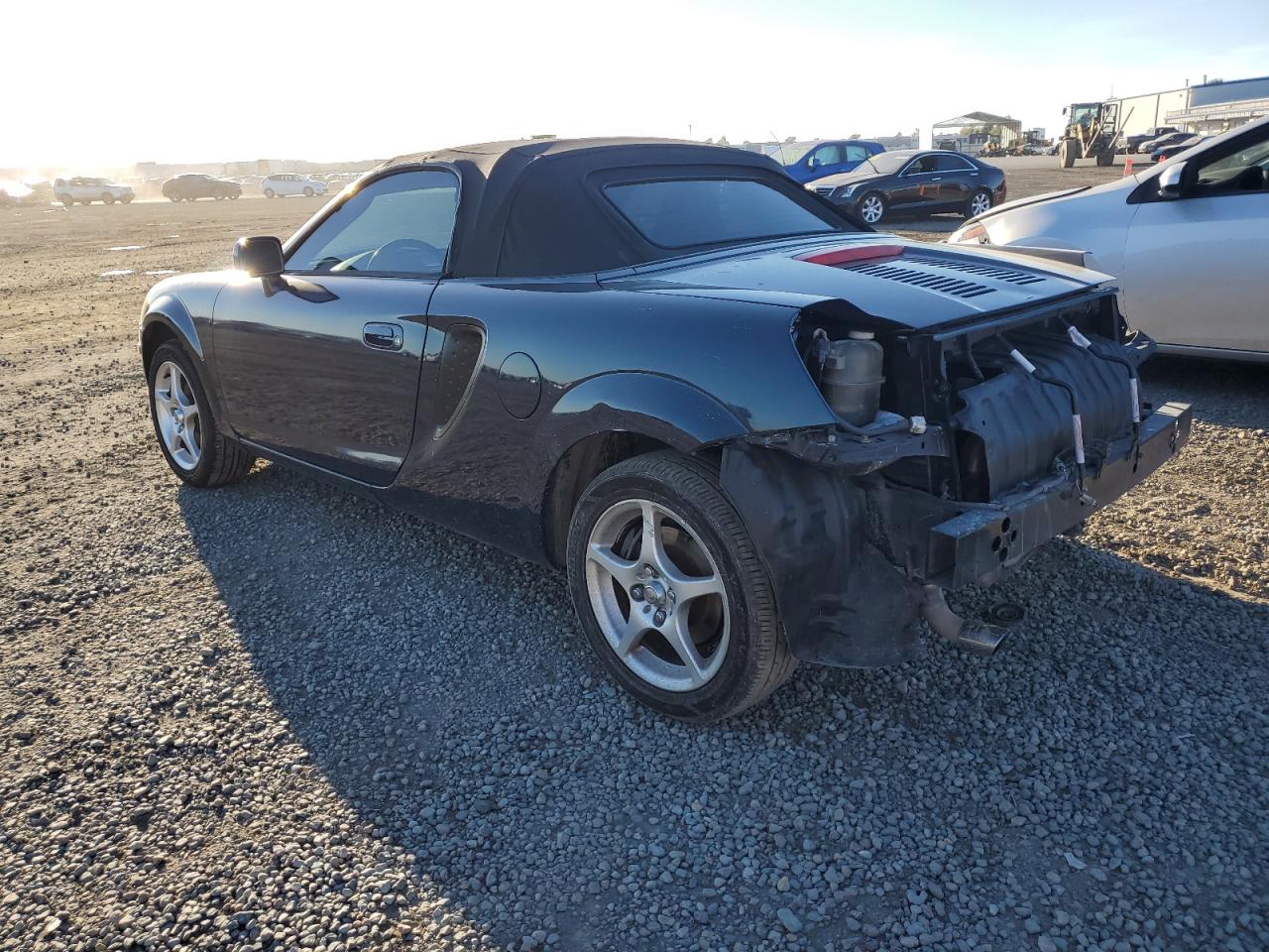 JTDFR320310023756 2001 Toyota Mr2 Spyder