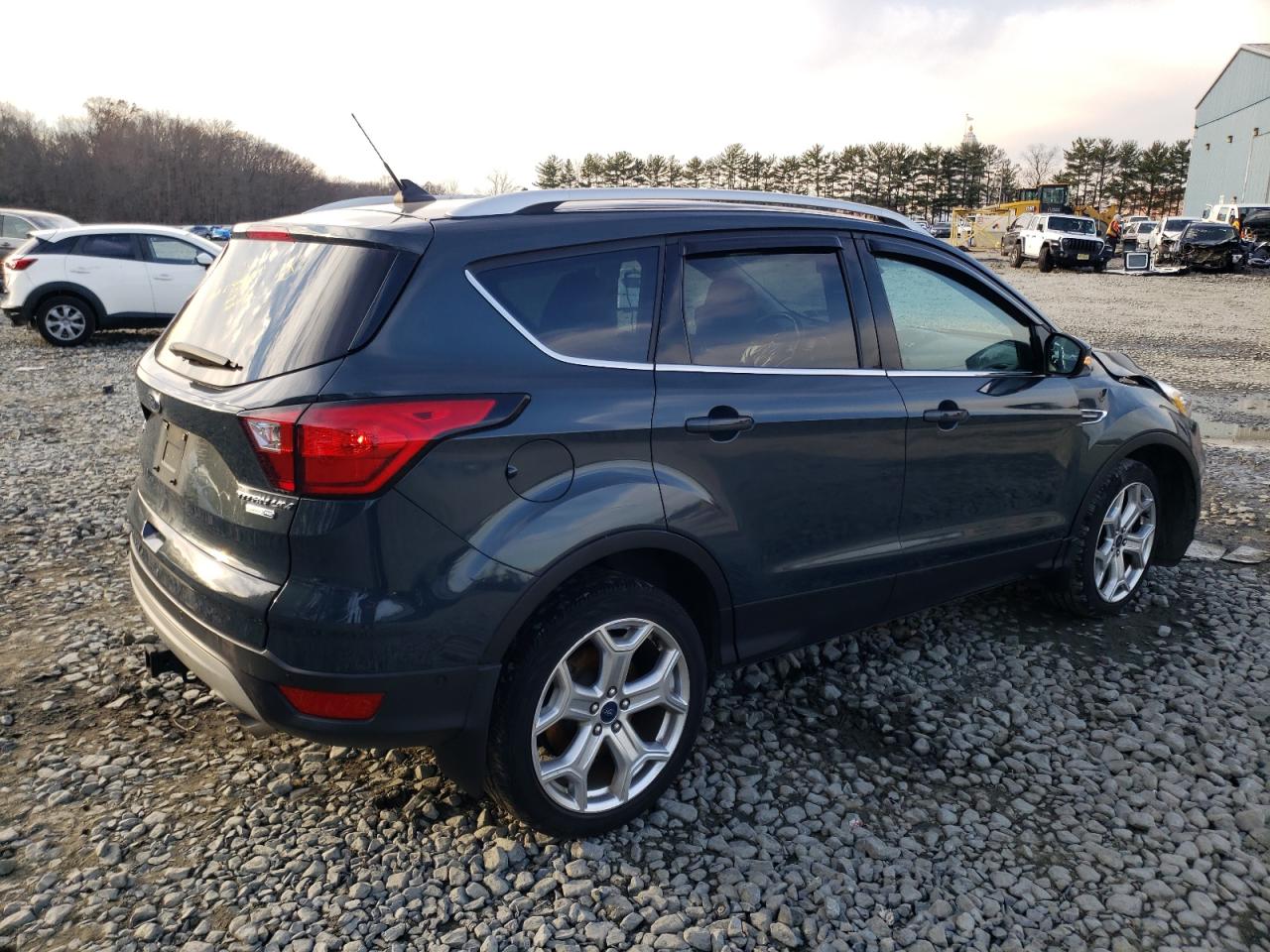 Lot #2411673181 2019 FORD ESCAPE TIT