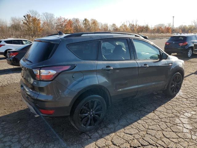 1FMCU0GDXJUB82113 2018 FORD ESCAPE, photo no. 3