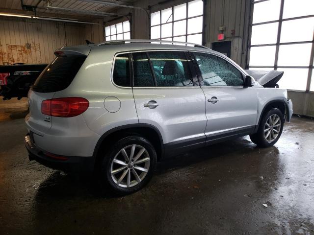 2017 VOLKSWAGEN TIGUAN WOL - WVGSV7AX5HK014163