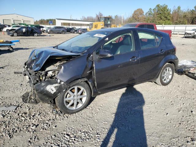 2015 Toyota Prius c 