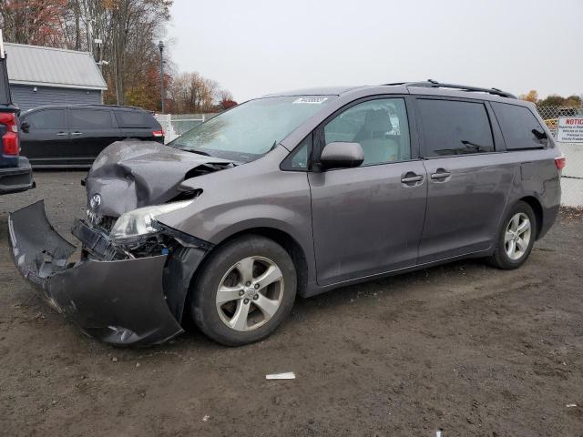 2015 Toyota Sienna LE